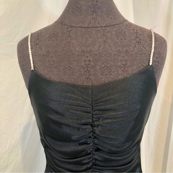 Vintage 1970s Ruched Stretch Knee-Length Disco Dress w/ Rhinestone Straps - Picture 3 of 16